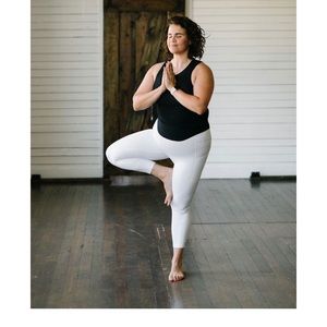 Zyia White Viper Leggings